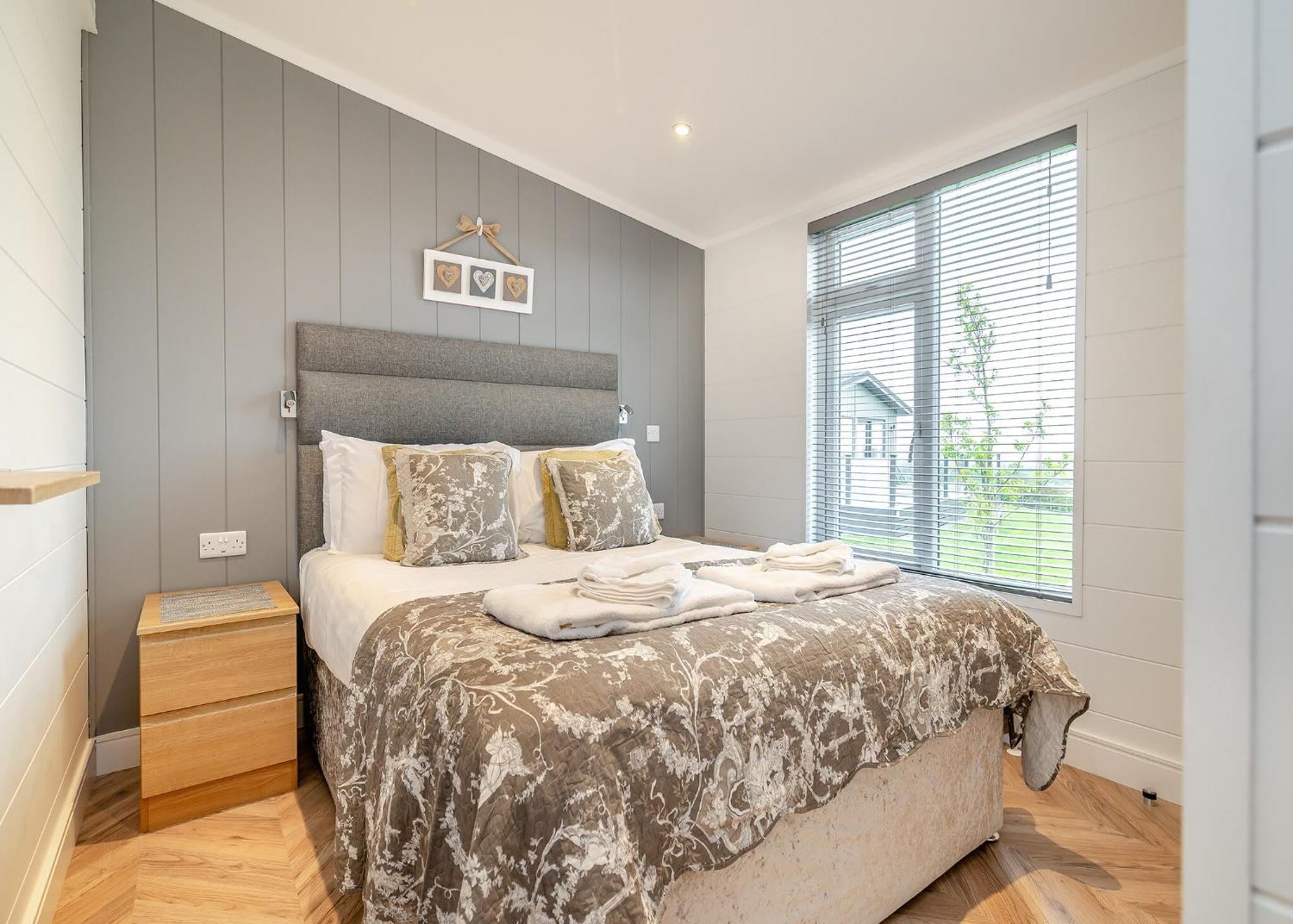 Midsomer Lodges Pilton Habitación foto