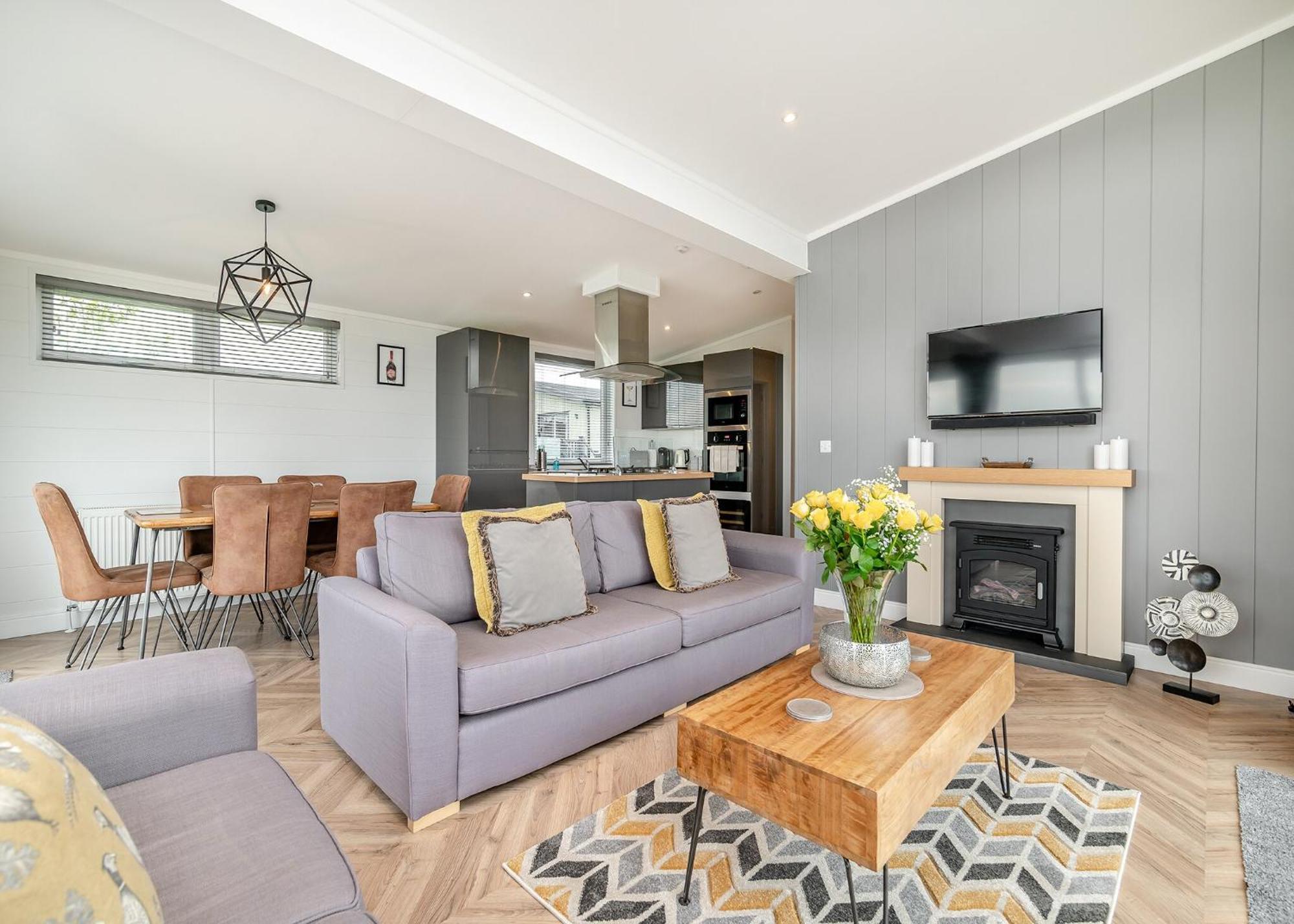 Midsomer Lodges Pilton Habitación foto