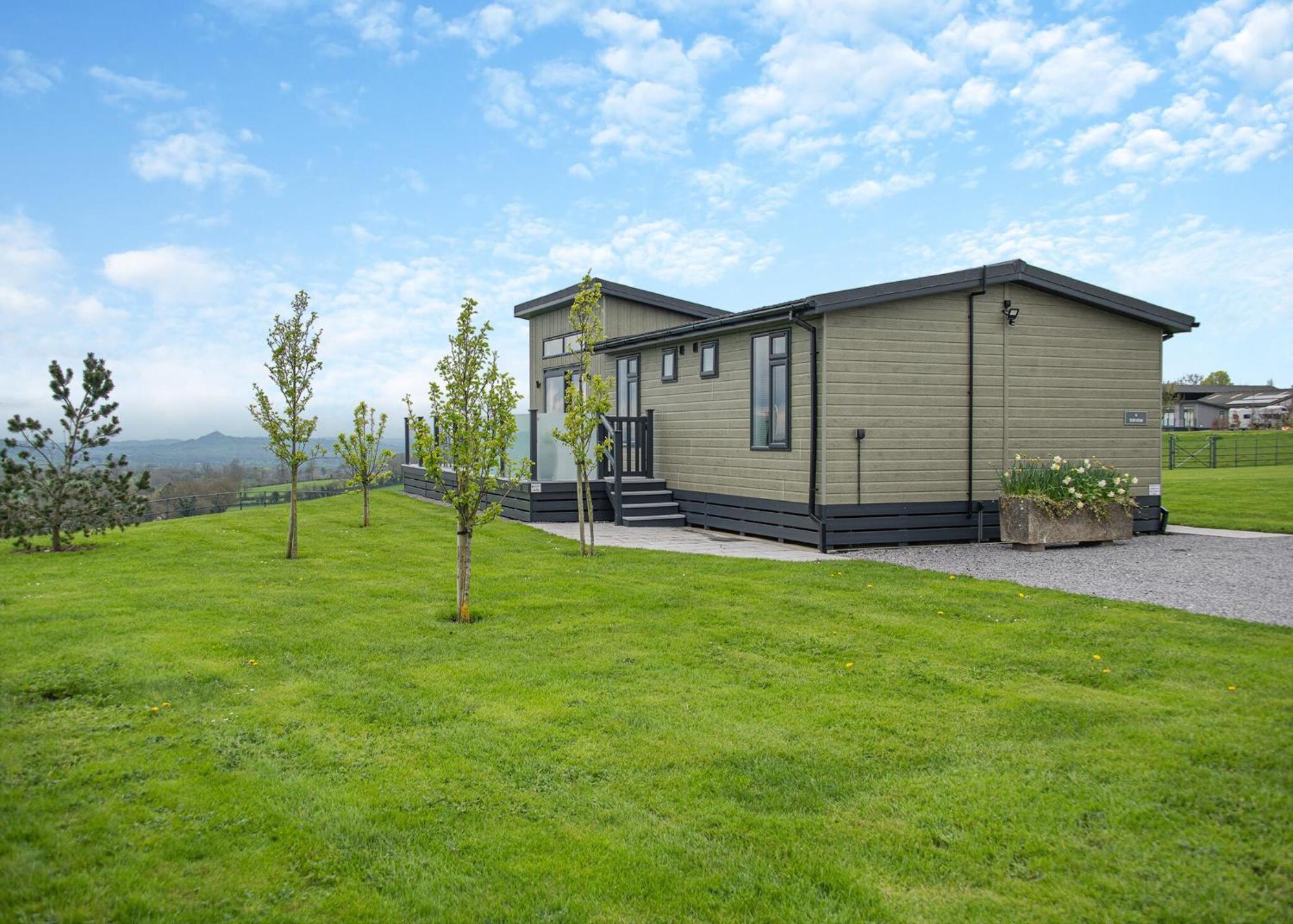Midsomer Lodges Pilton Habitación foto